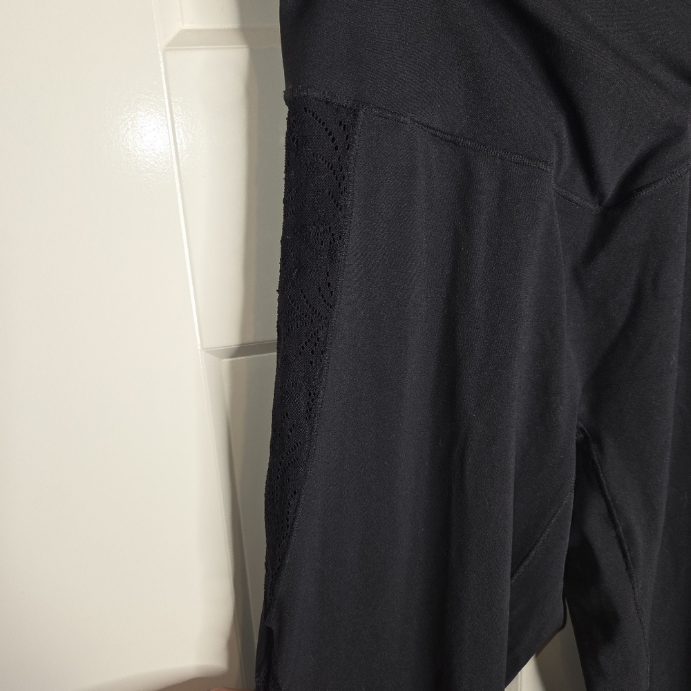 Halara Softlyzero High Waisted Crossover Contrast… - image 7